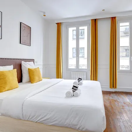 Appartement Chic Terrasse A 5min Des Champs-elysees With Ac